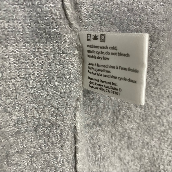 Barefoot Dreams Calypso Lite Ombré Wrap Grey Cardigan - Picture 9 of 9